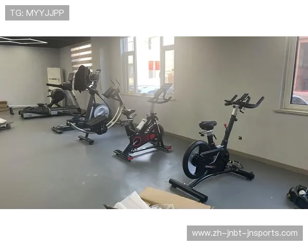 明星使用的健身器材品牌盘点与其运动日常公开解析